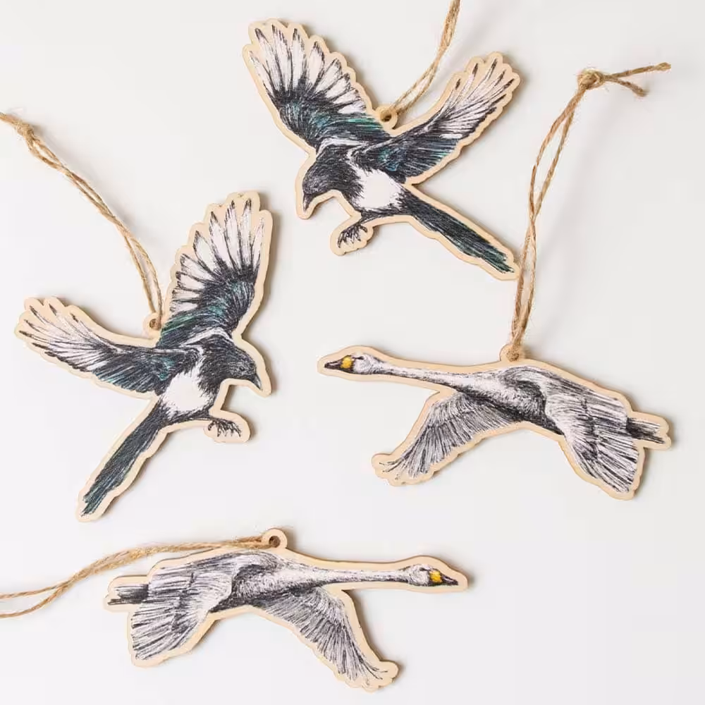 Vuorella kangaskauppa -Koristeet, koristelinnut