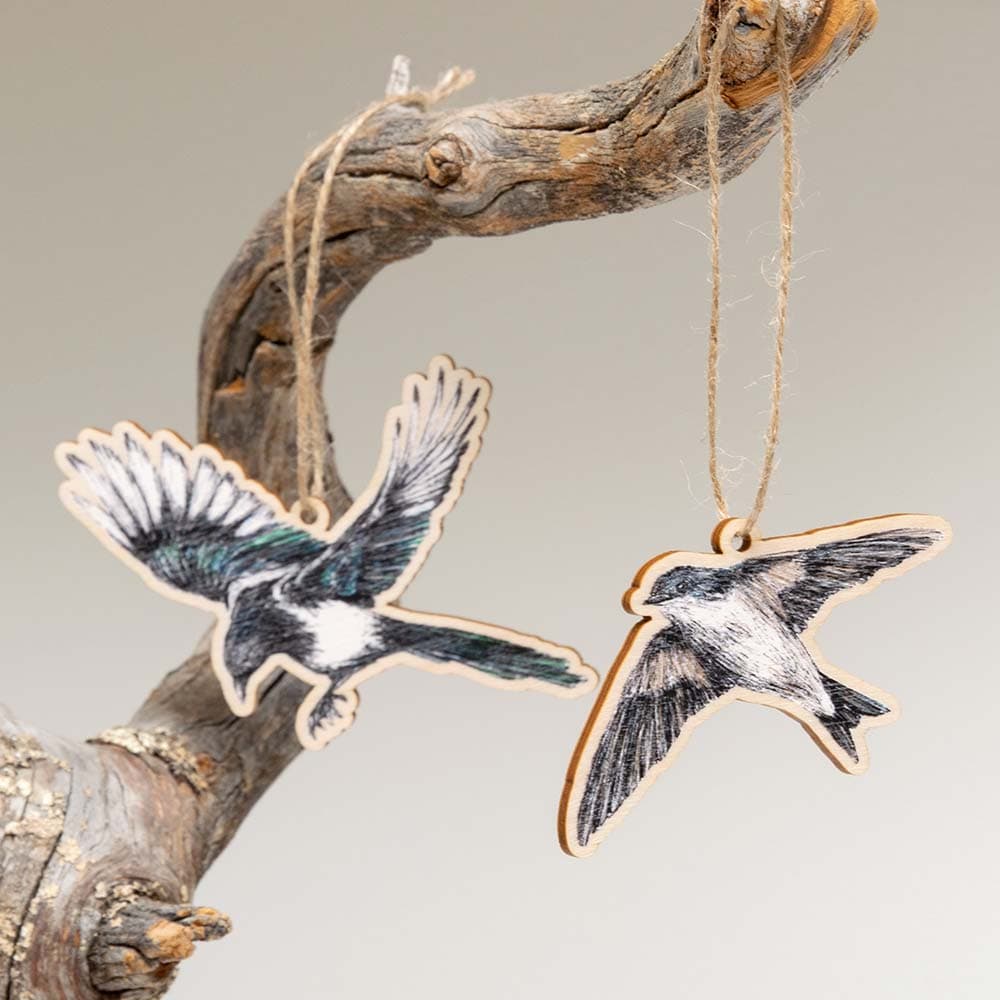 Vuorella kangaskauppa -Koristeet, koristelinnut