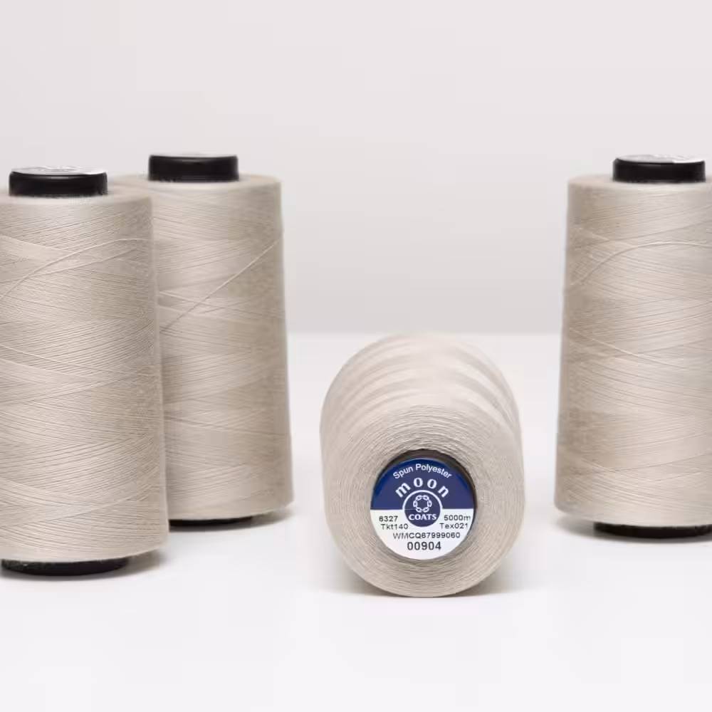 Vuorella kangaskauppa - Ompelutarvikkeet, Coats Moon saumurilanka, hiekka