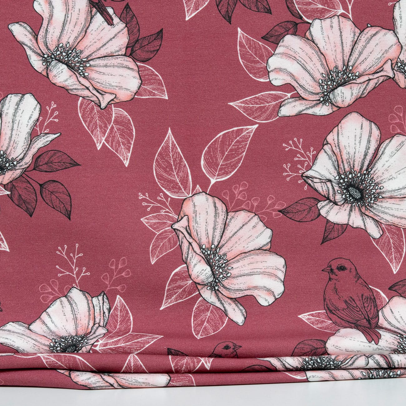 Vuorella kangaskauppa – Hellä viininpunainen joustocollege