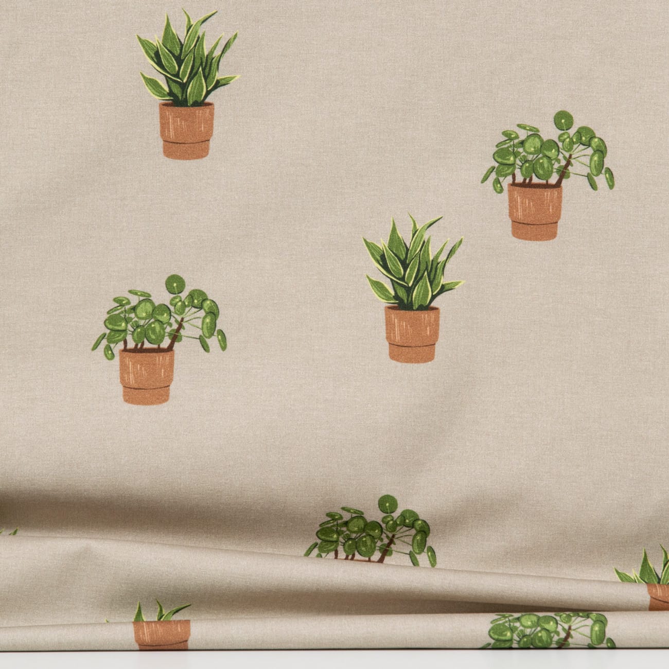 Vuorella kangaskauppa – Ikkunalaudalla pellava trikoo