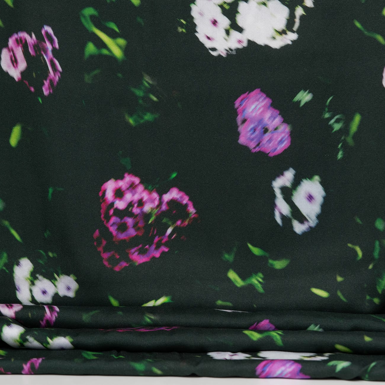 Vuorella kangaskauppa – Kesätuuli bambuviskoosi